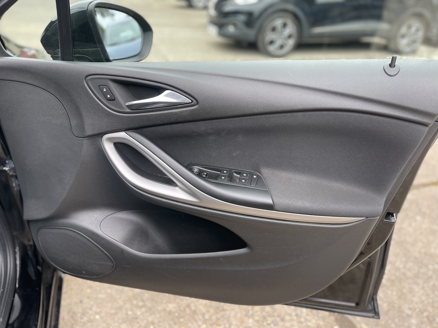 Used Vauxhall Astra 2017 for sale - 78098293: Photo 40