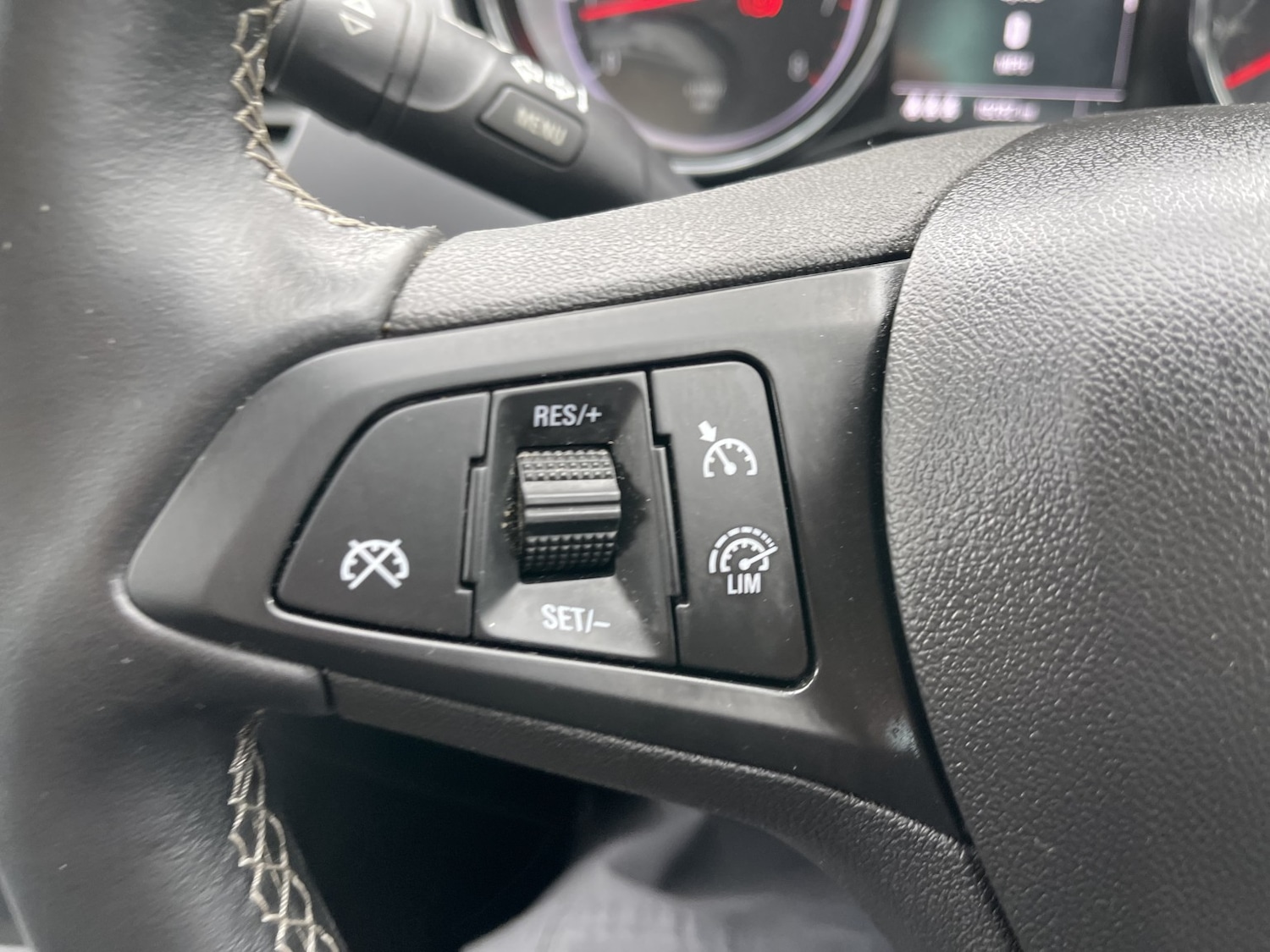 Used Vauxhall Astra 2017 for sale - 78098293: Photo 54