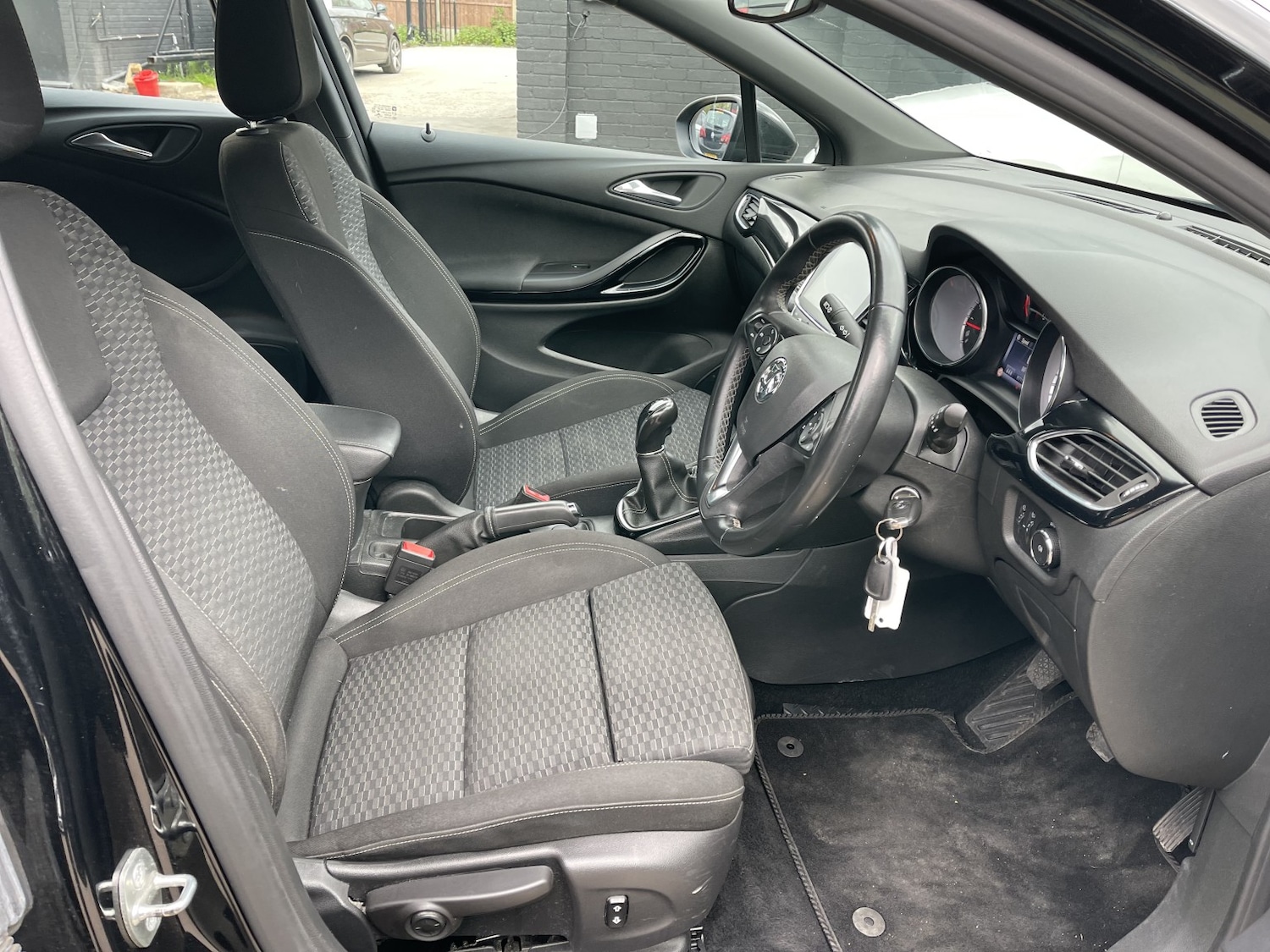 Used Vauxhall Astra 2018 for sale - 78134999: Photo 44