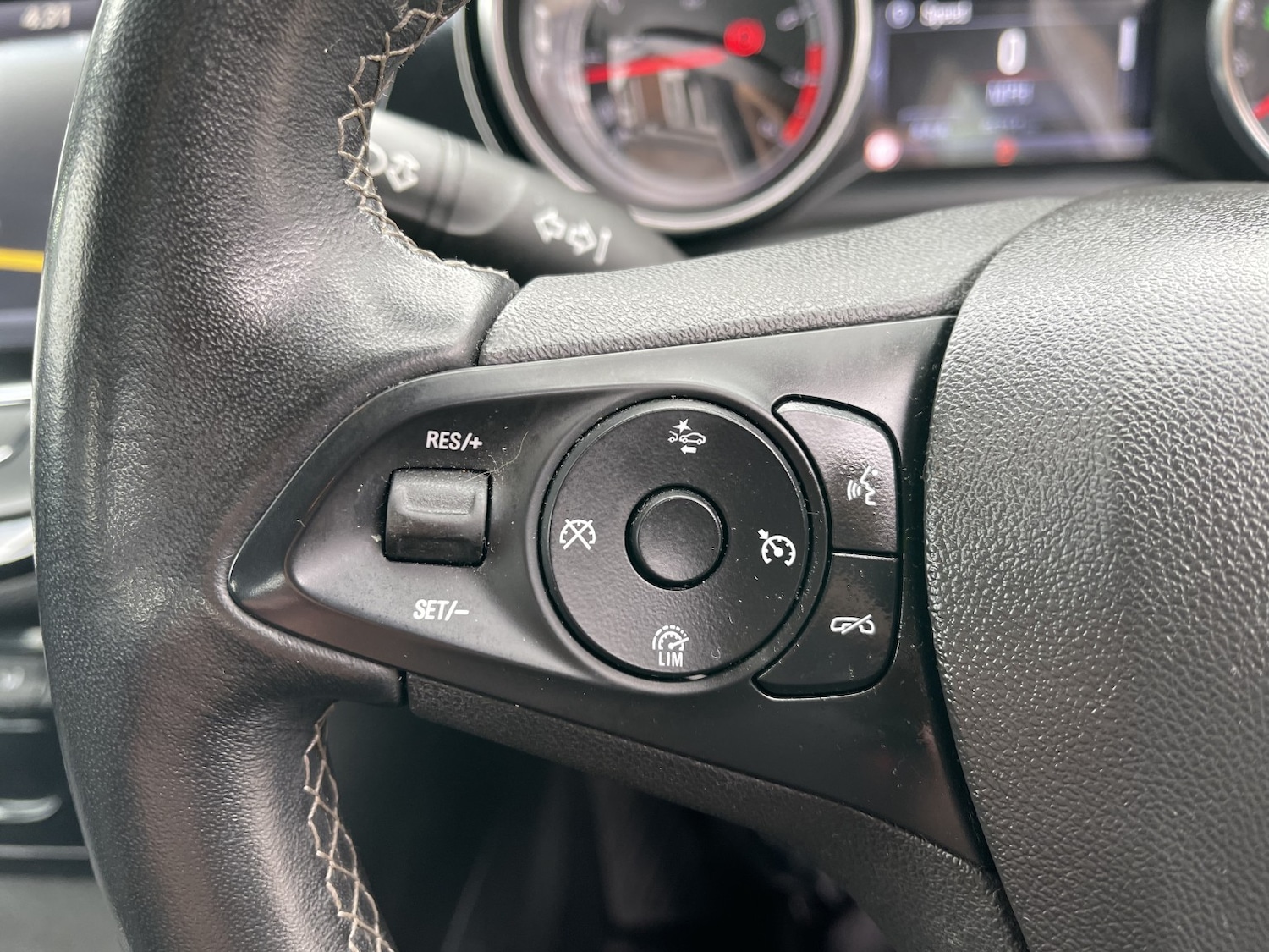 Used Vauxhall Astra 2018 for sale - 78134999: Photo 49