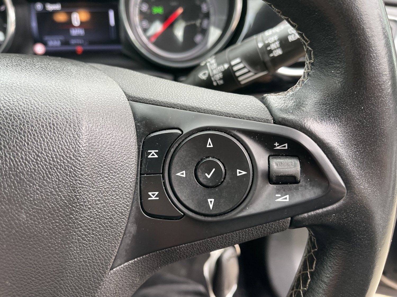 Used Vauxhall Astra 2018 for sale - 78134999: Photo 50