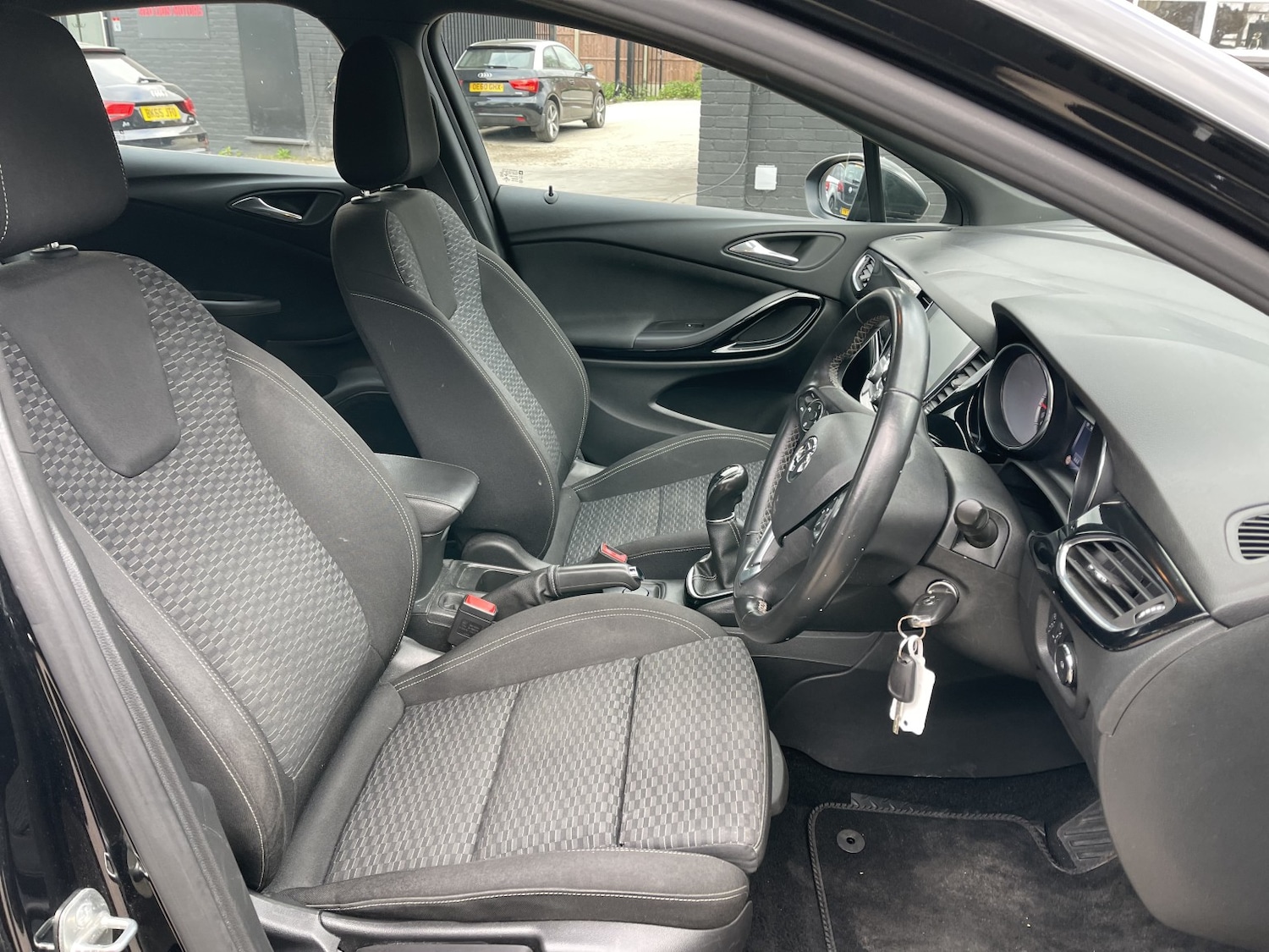 Used Vauxhall Astra 2018 for sale - 78134999: Photo 53