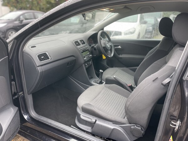 Used Volkswagen Polo 2011 for sale - 76205629: Photo 32