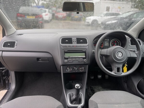 Used Volkswagen Polo 2011 for sale - 76205629: Photo 39