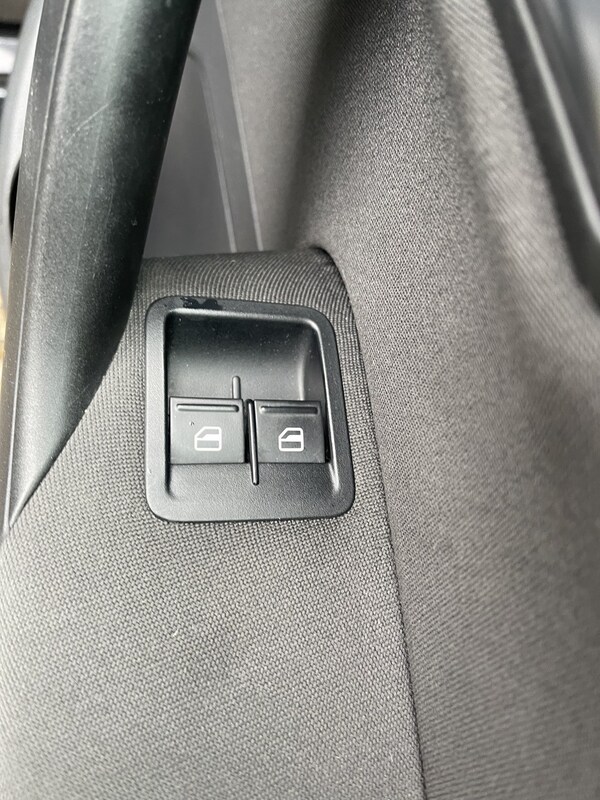 Used Volkswagen Polo 2011 for sale - 76205629: Photo 43