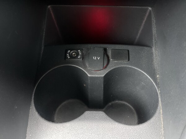 Used Volkswagen Polo 2011 for sale - 76205629: Photo 48