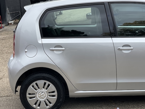 Used Volkswagen up! 2016 for sale - 76205610: Photo 22