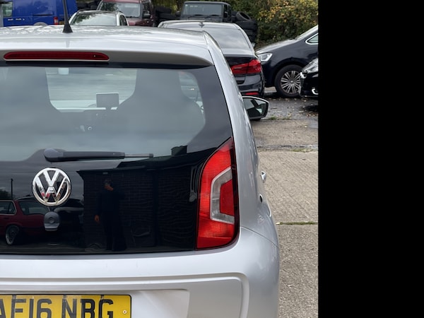 Used Volkswagen up! 2016 for sale - 76205610: Photo 24