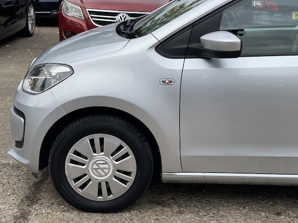 Used Volkswagen up! 2016 for sale - 76205610: Photo 30