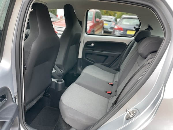 Used Volkswagen up! 2016 for sale - 76205610: Photo 37