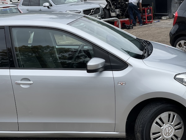 Used Volkswagen up! 2016 for sale - 76205610: Photo 5