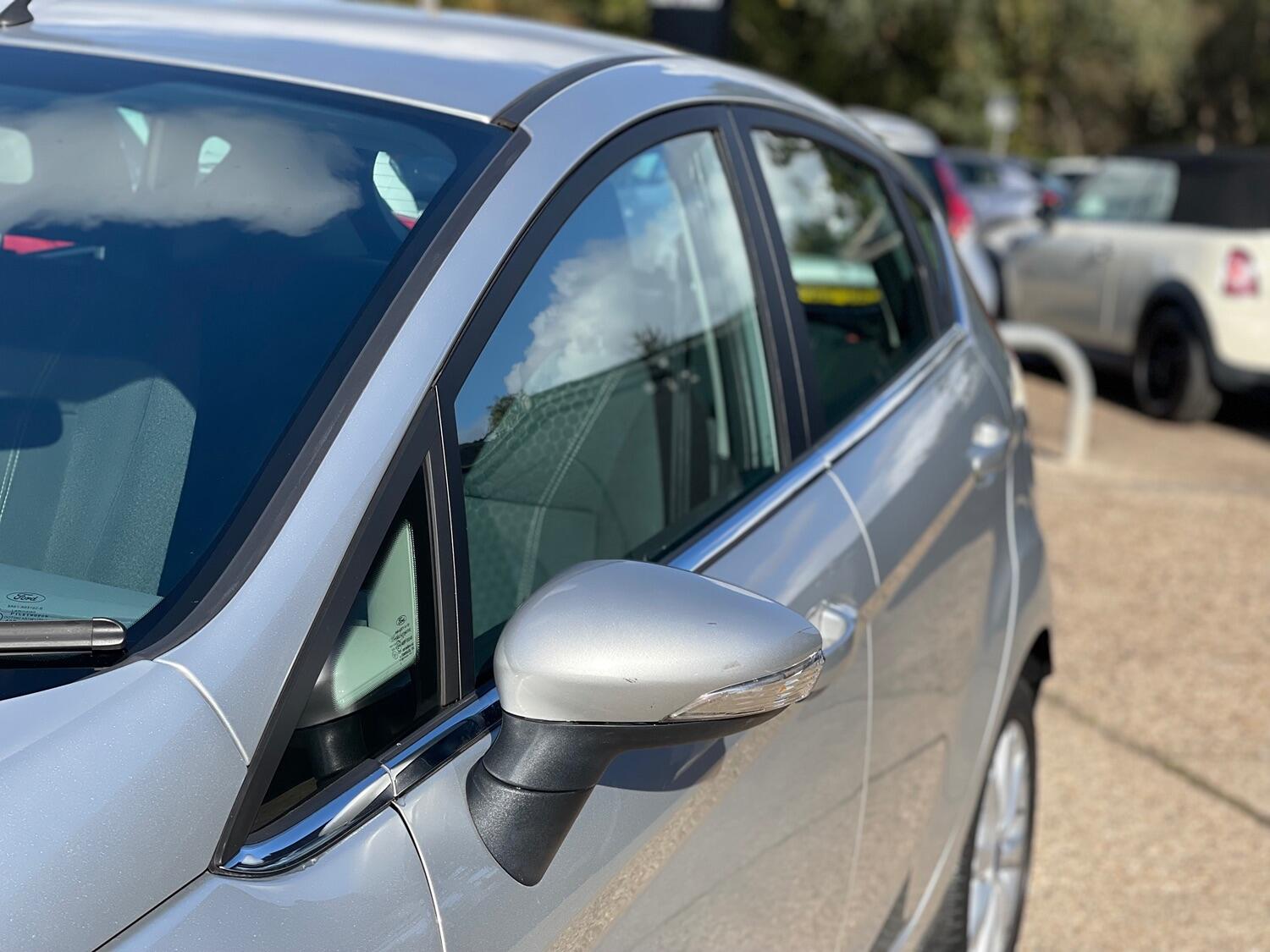 Used Ford Fiesta 2011 for sale - 76082721: Photo 11