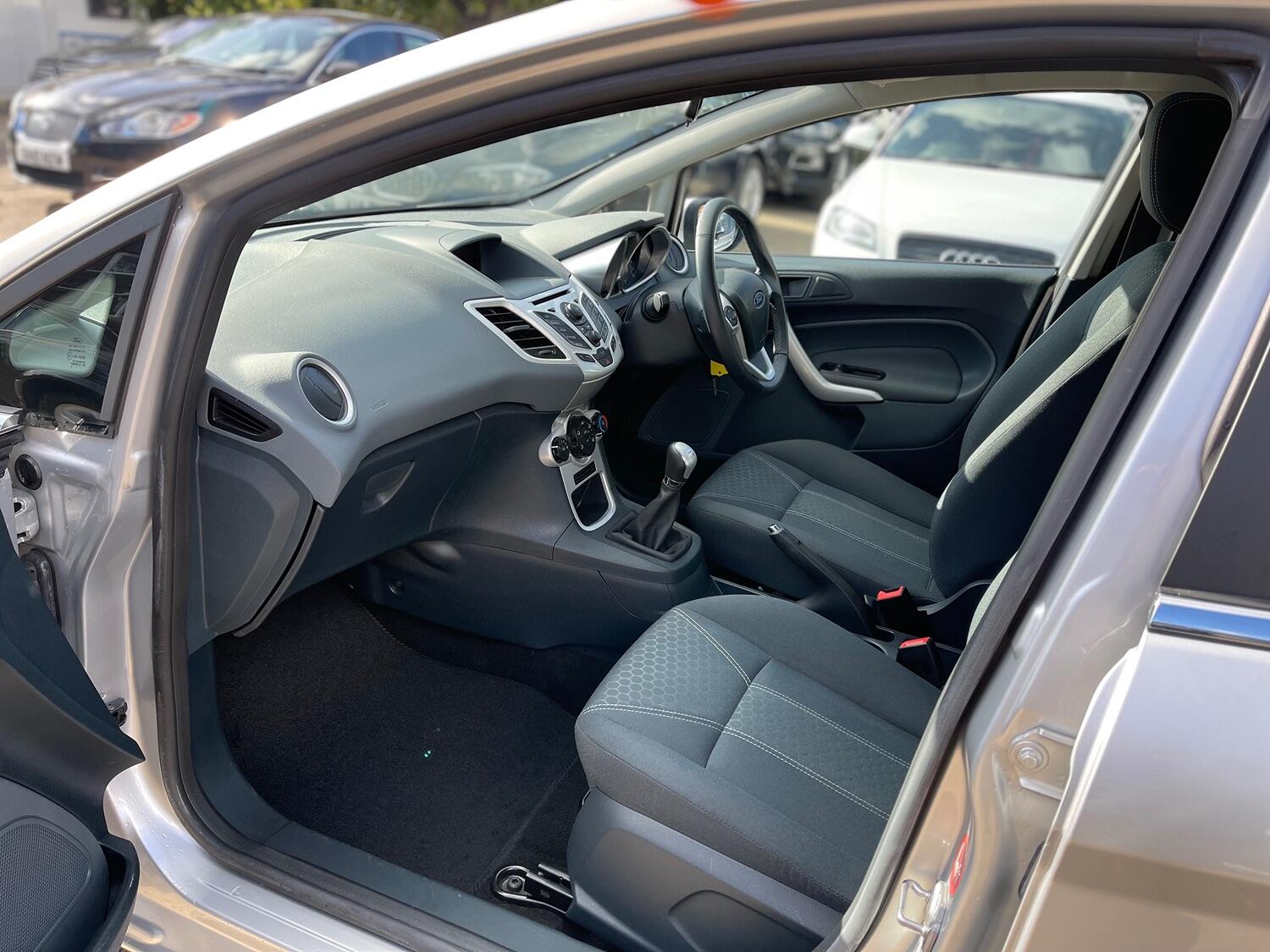 Used Ford Fiesta 2011 for sale - 76082721: Photo 33
