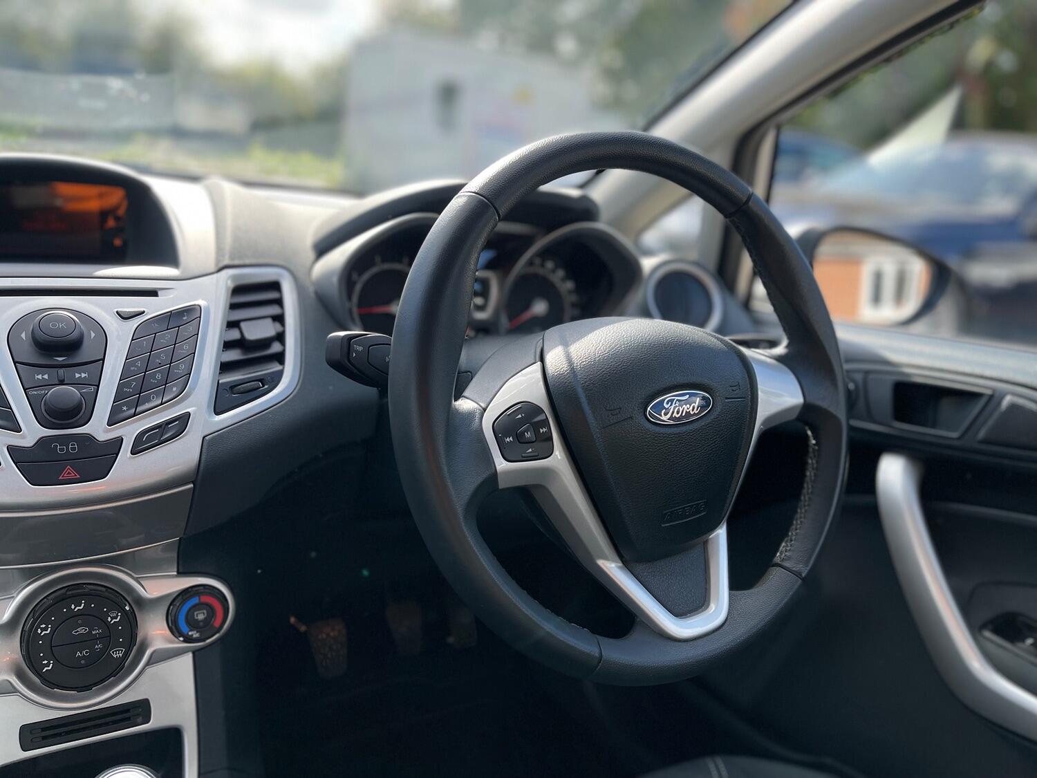 Used Ford Fiesta 2011 for sale - 76082721: Photo 36