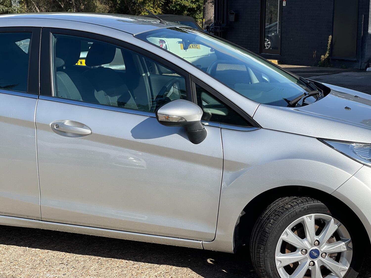 Used Ford Fiesta 2011 for sale - 76082721: Photo 5