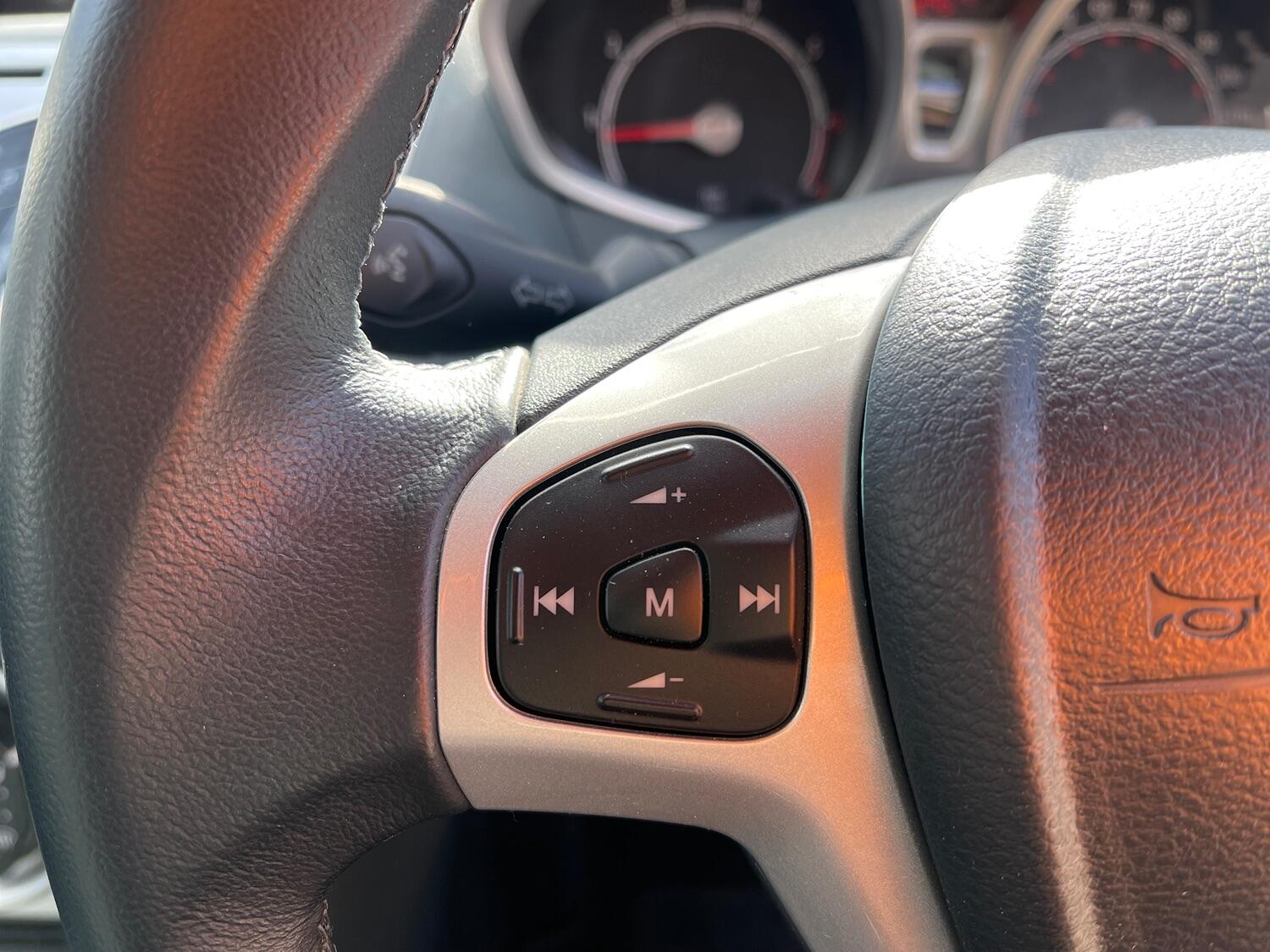 Used Ford Fiesta 2011 for sale - 76082721: Photo 54