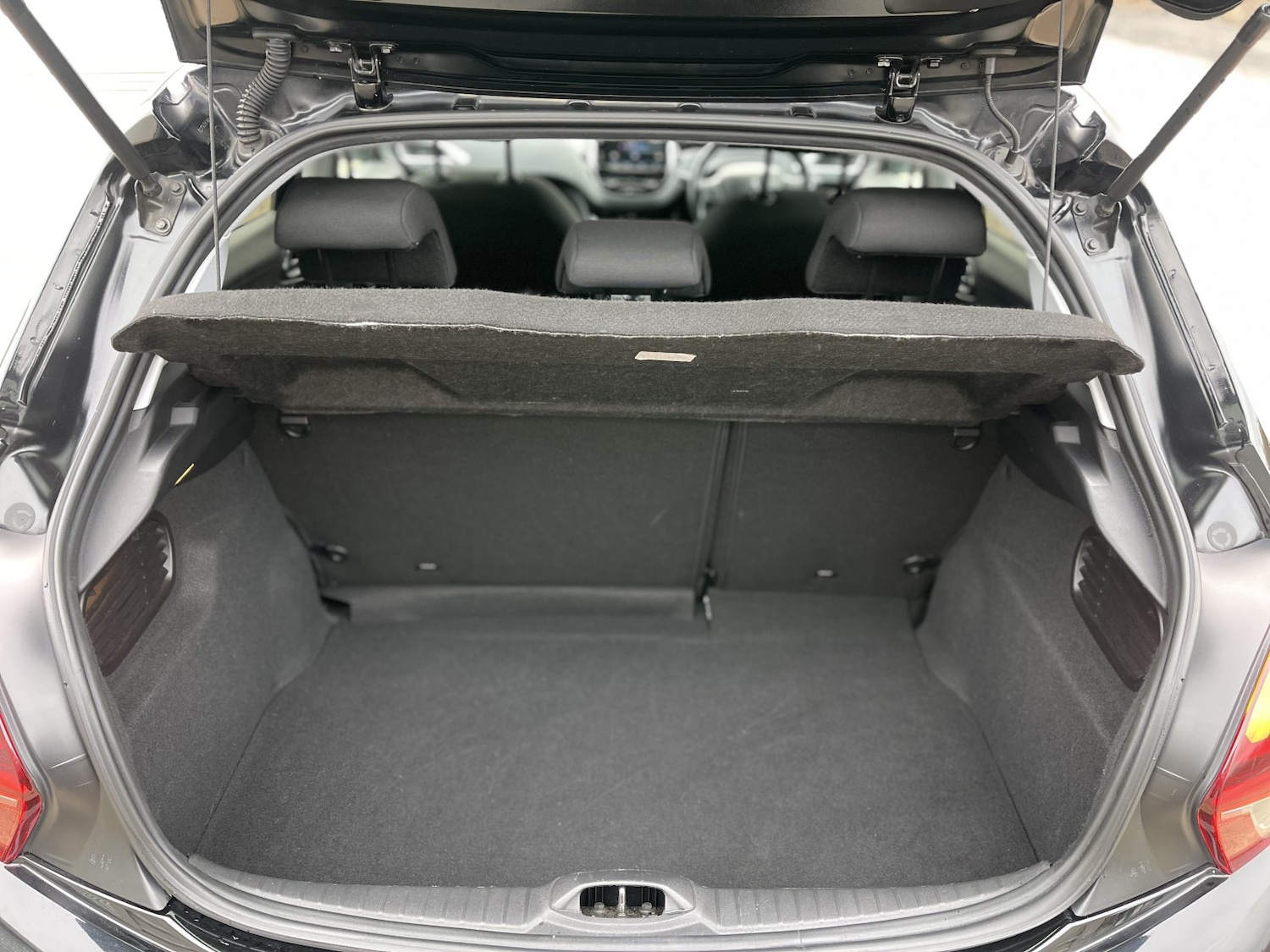 Used Peugeot 208 2019 for sale - 77166122: Photo 42