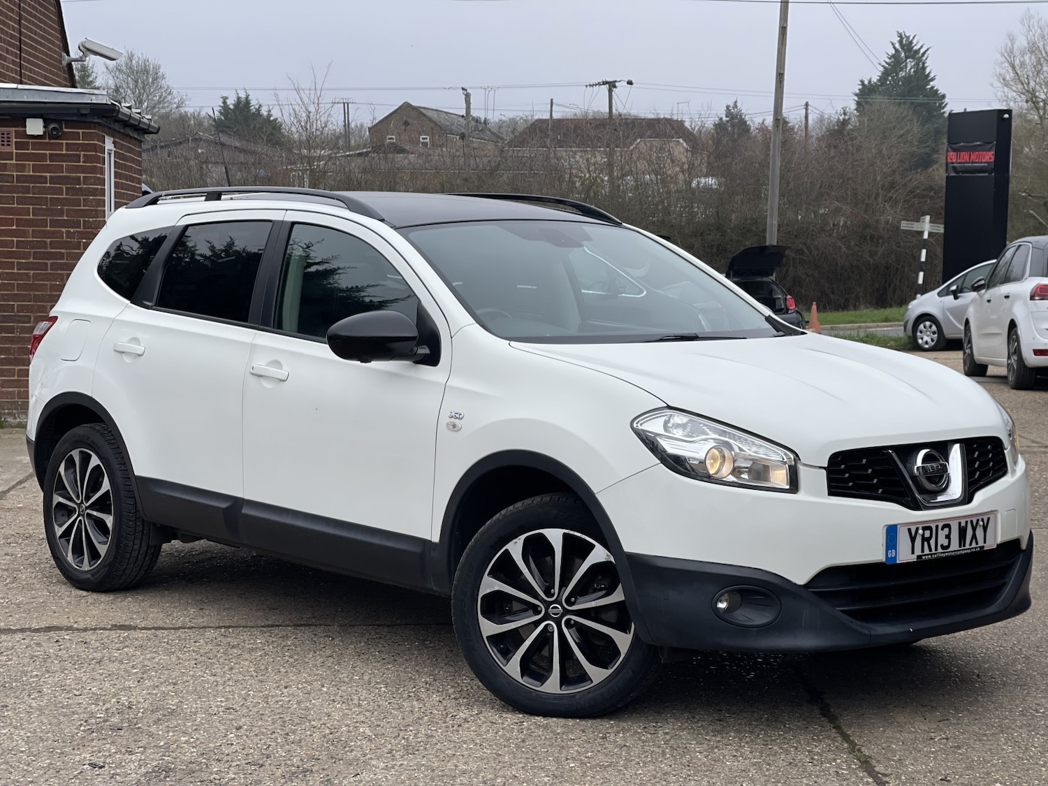 Used Nissan Qashqai+2 2013 for sale - 78077828: Photo 2