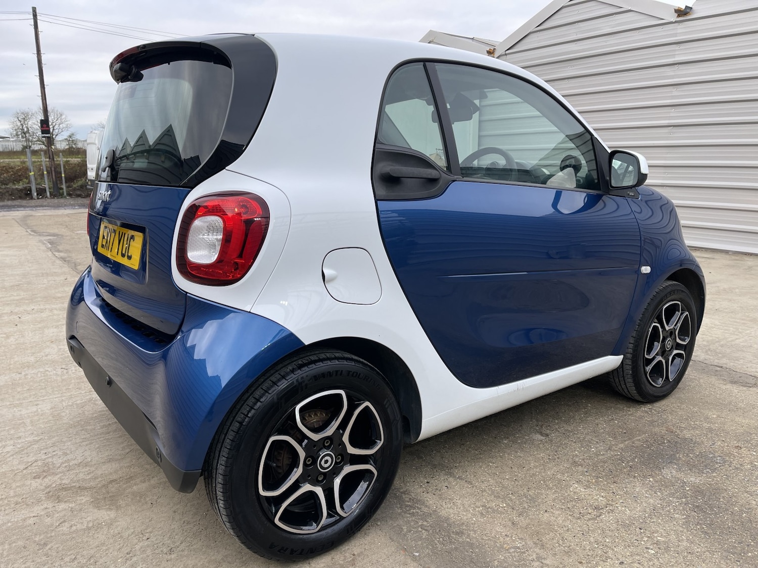 Used smart fortwo 2017 for sale - 76643465: Photo 24