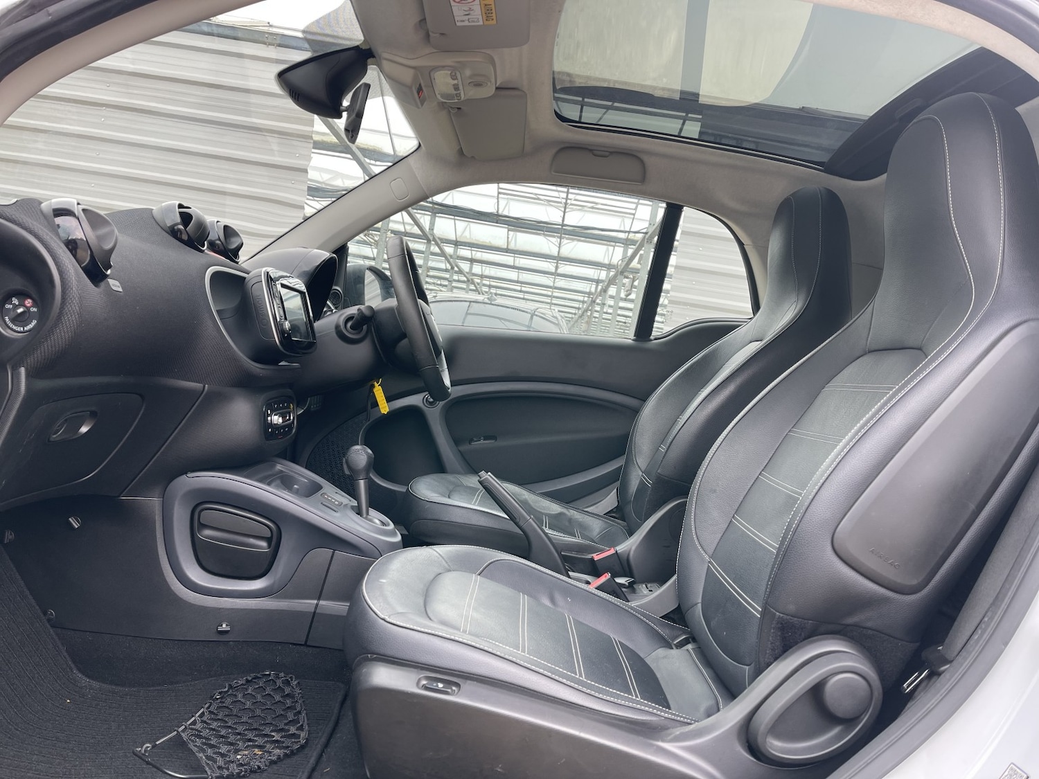 Used smart fortwo 2017 for sale - 76643465: Photo 34