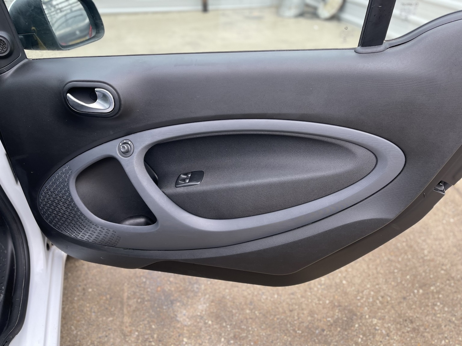 Used smart fortwo 2017 for sale - 76643465: Photo 39