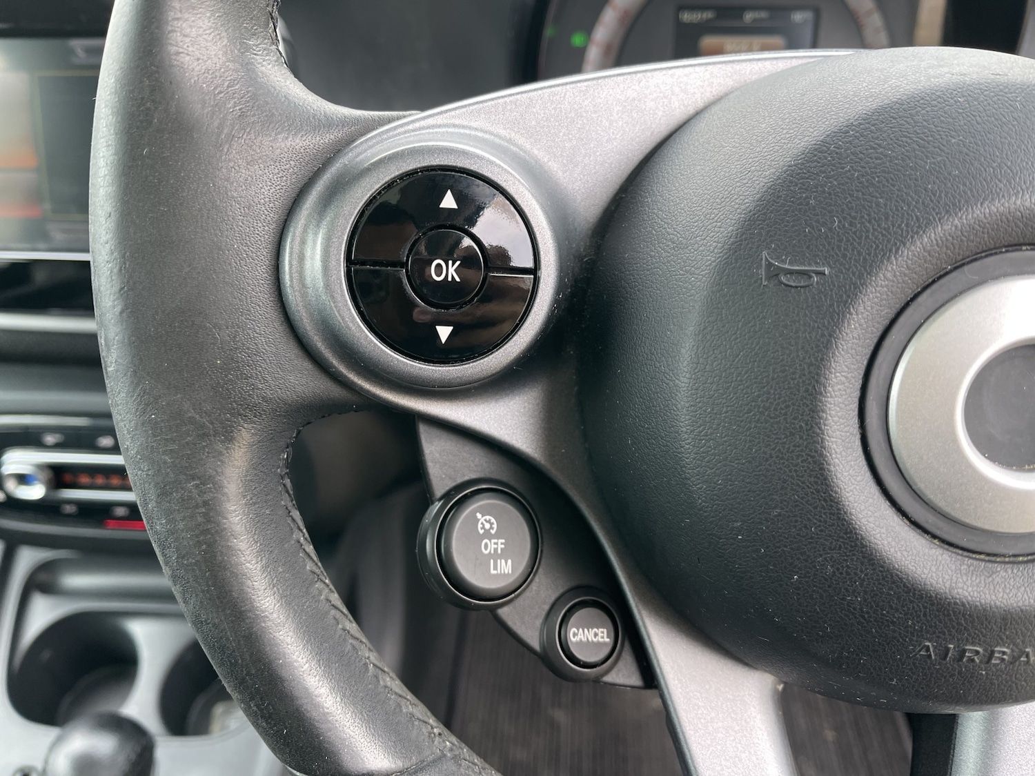 Used smart fortwo 2017 for sale - 76643465: Photo 43