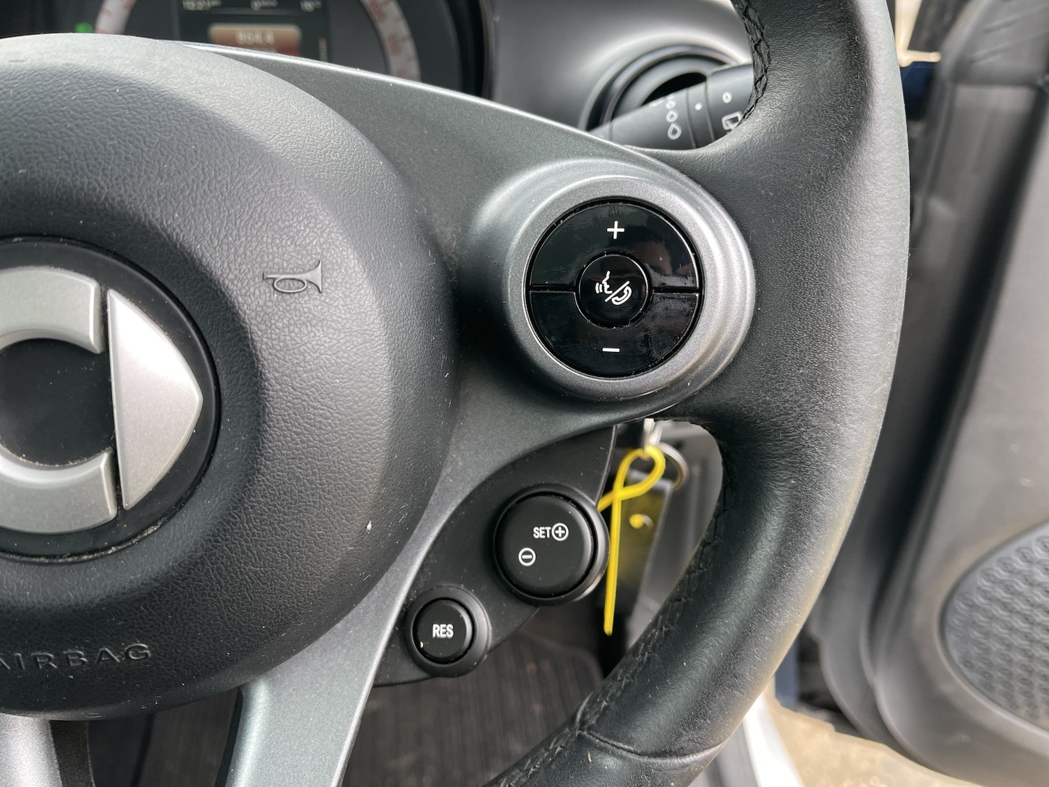 Used smart fortwo 2017 for sale - 76643465: Photo 44