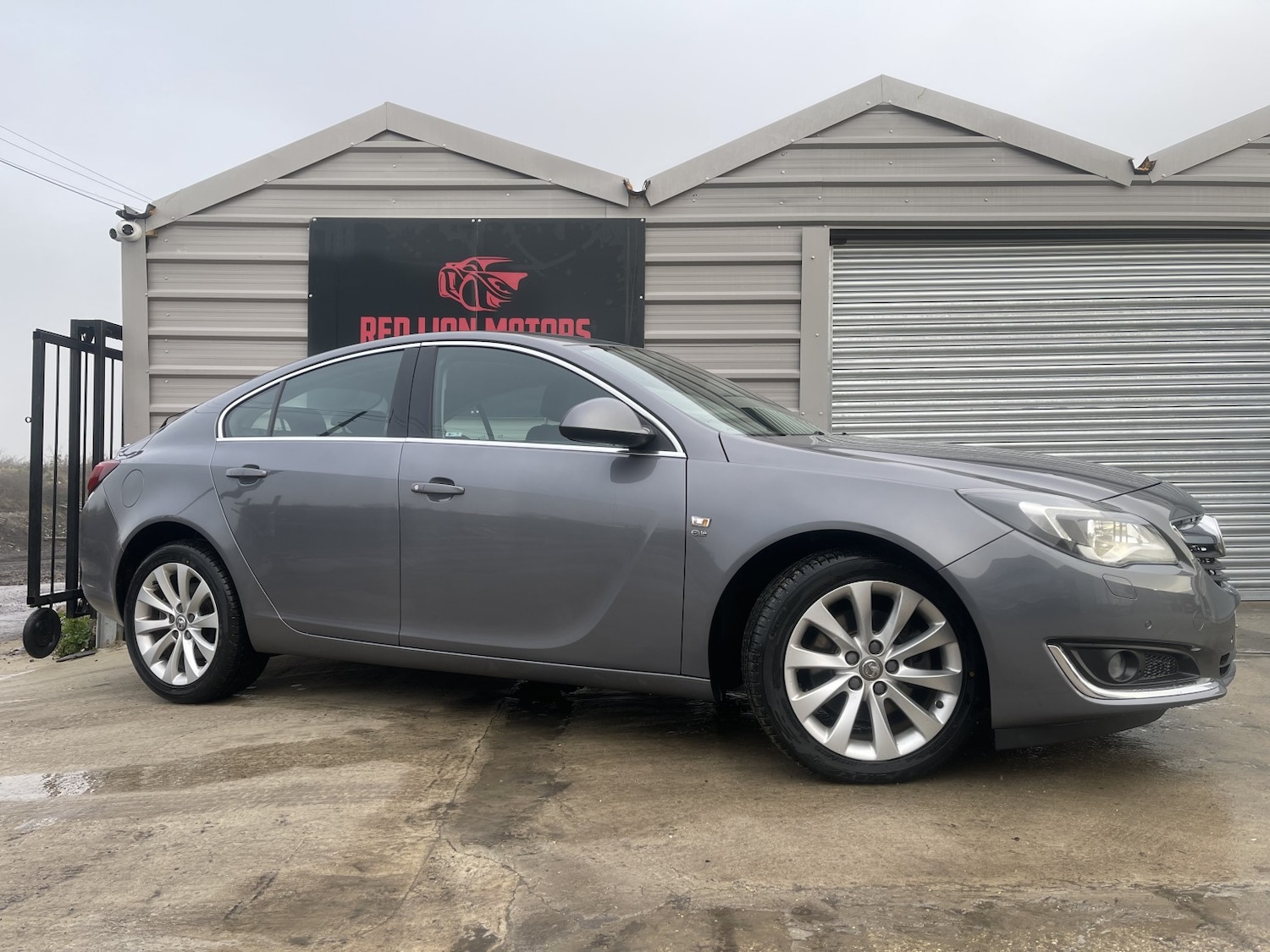 Used Vauxhall Insignia 2016 for sale - 76982783: Photo 3