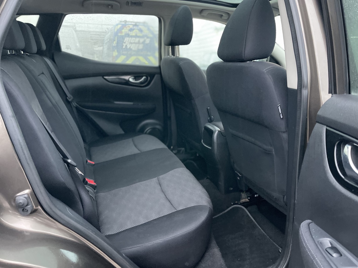 Used Nissan Qashqai 2015 for sale - 77140640: Photo 49