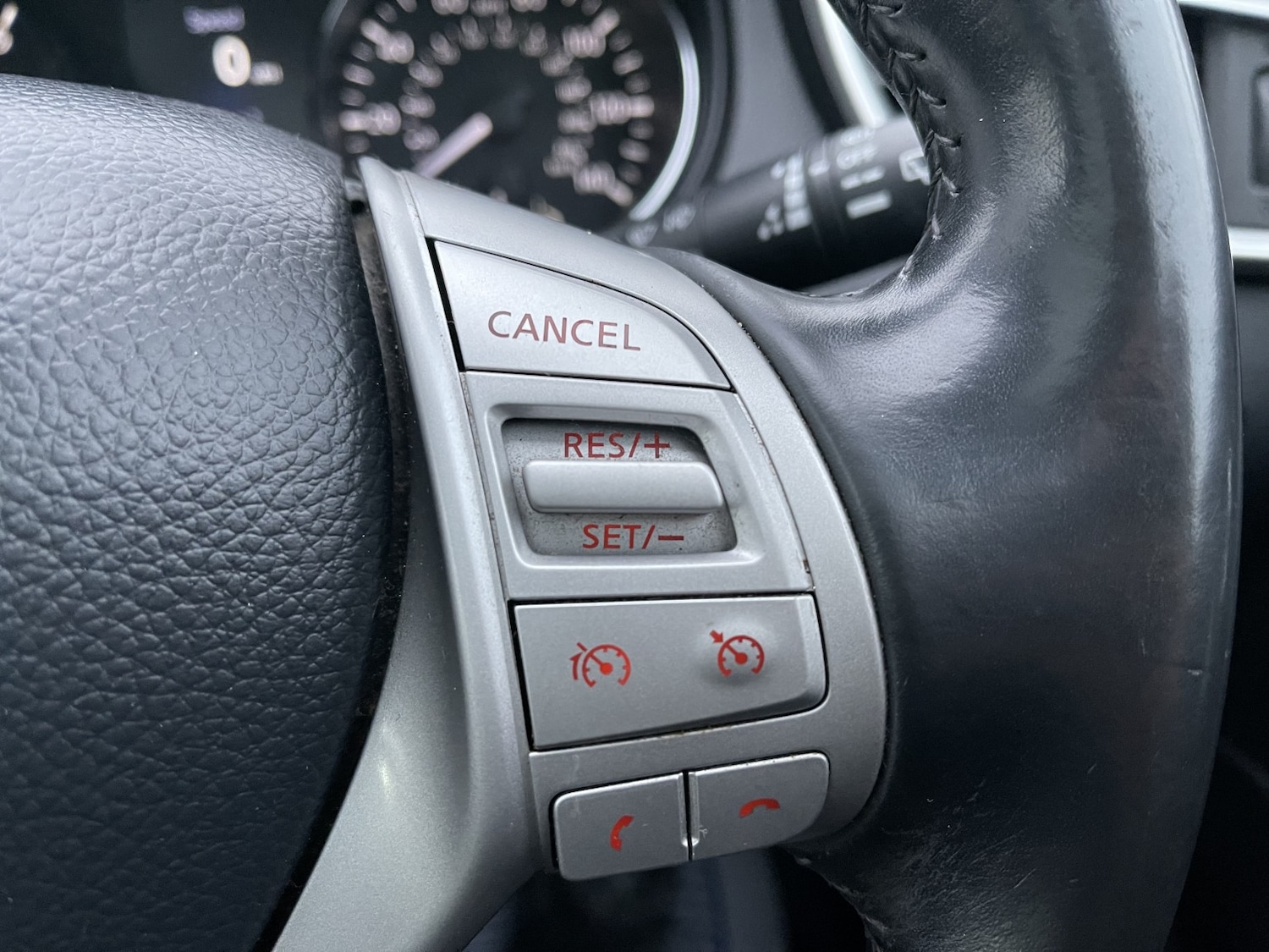 Used Nissan Qashqai 2015 for sale - 77140640: Photo 51