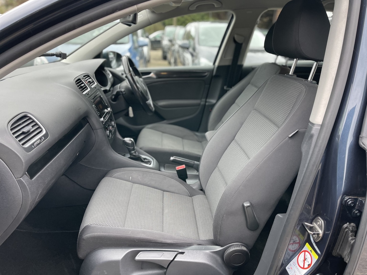 Used Volkswagen Golf 2012 for sale - 78062248: Photo 32