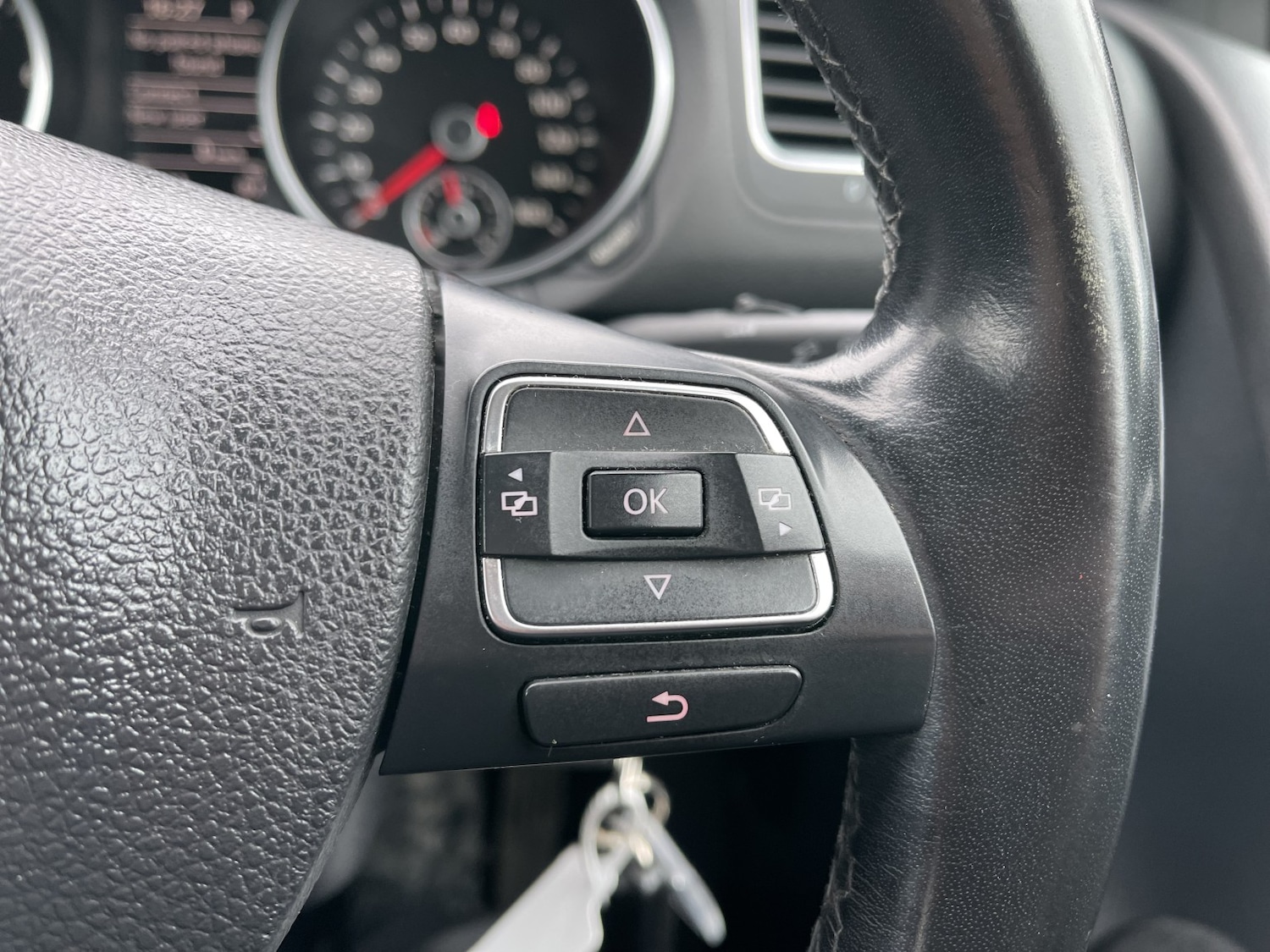 Used Volkswagen Golf 2012 for sale - 78062248: Photo 45