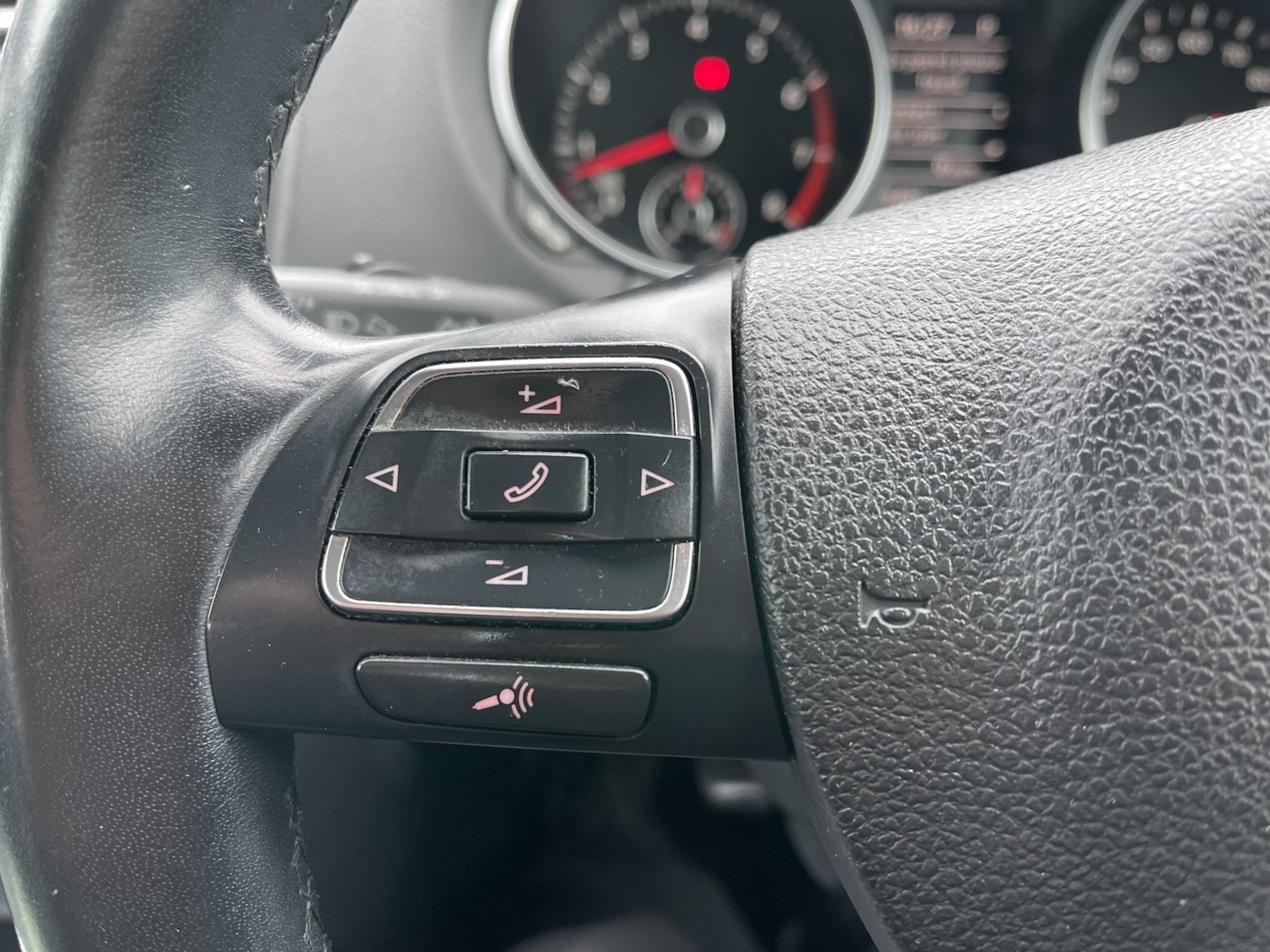 Used Volkswagen Golf 2012 for sale - 78062248: Photo 54