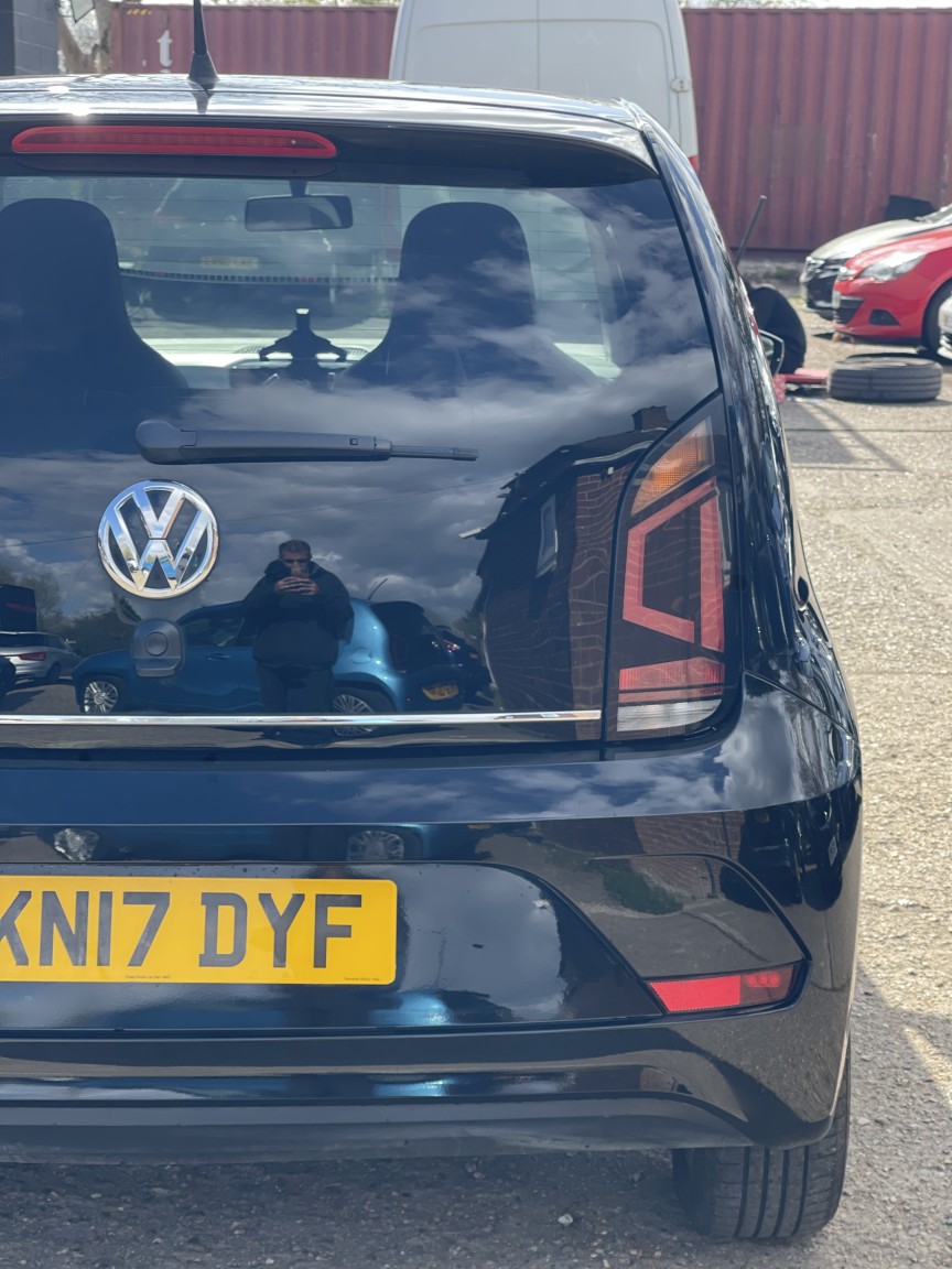 Used Volkswagen up! 2017 for sale - 78062250: Photo 29