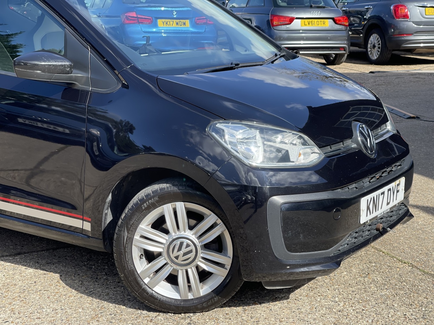 Used Volkswagen up! 2017 for sale - 78062250: Photo 3