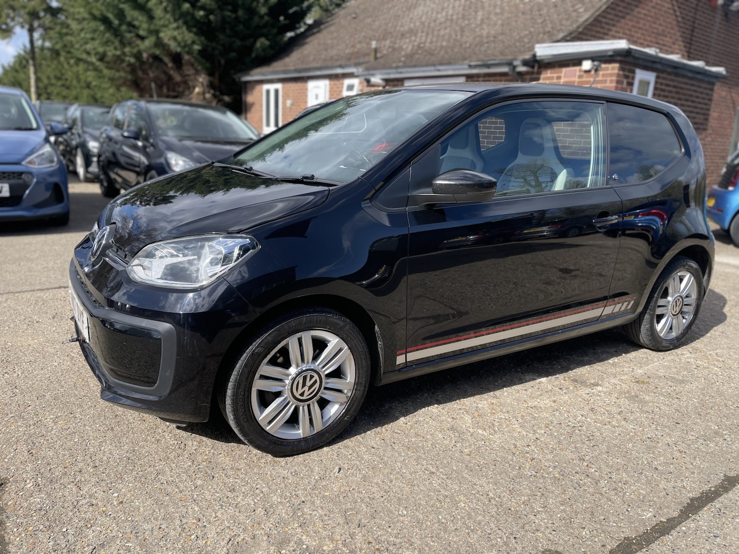 Used Volkswagen up! 2017 for sale - 78062250: Photo 33