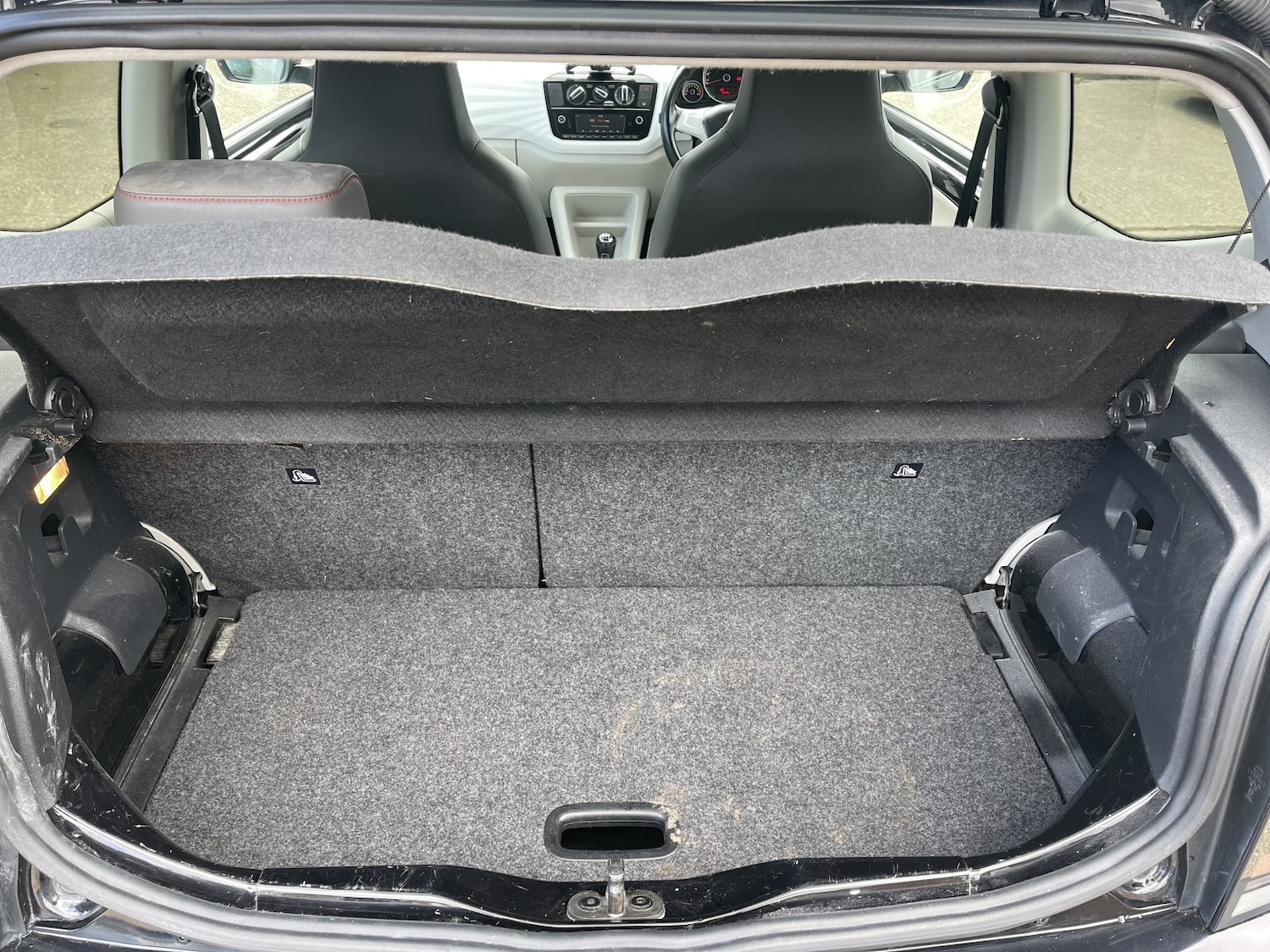 Used Volkswagen up! 2017 for sale - 78062250: Photo 38