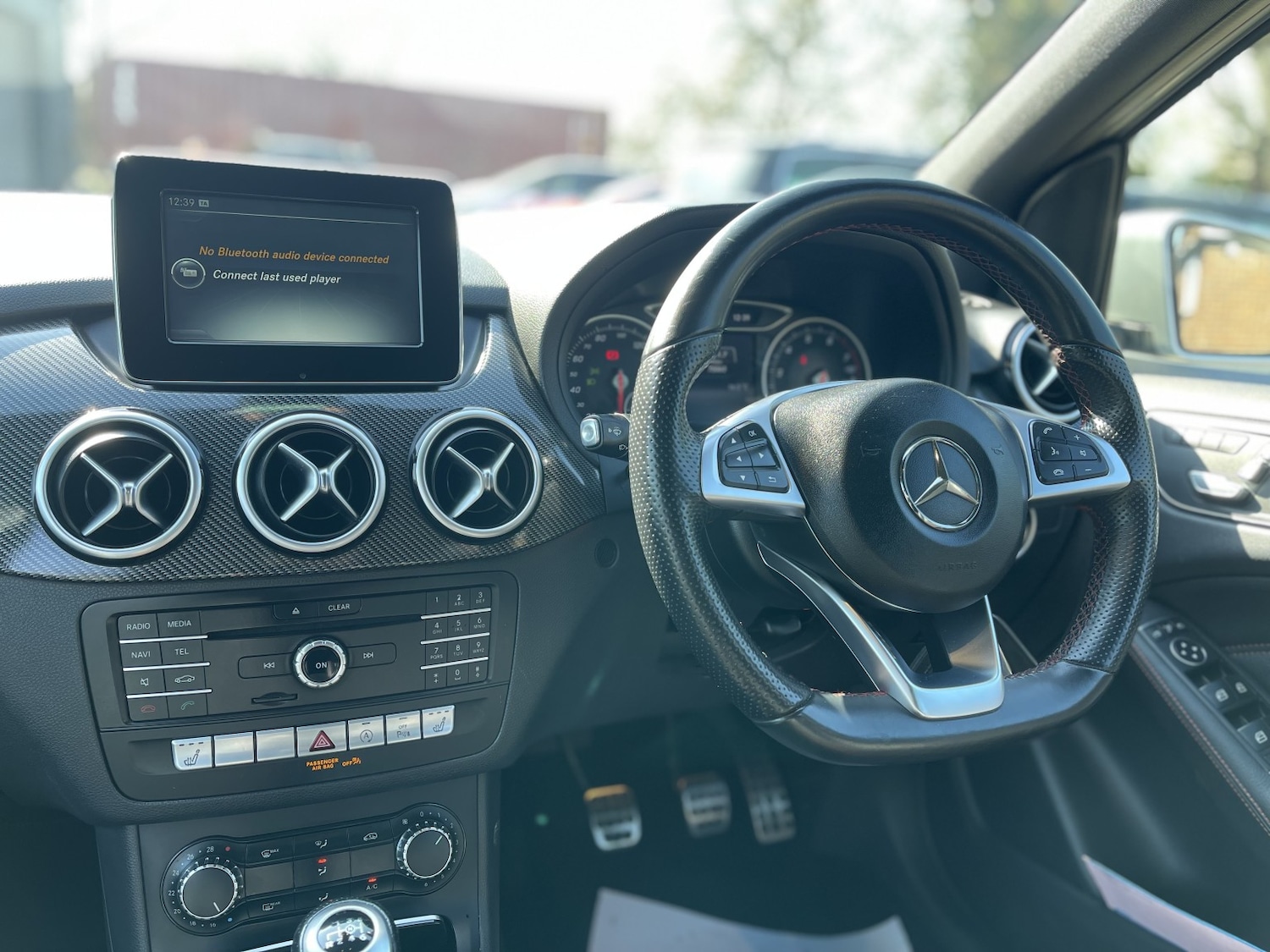 Used Mercedes-Benz B Class 2015 for sale - 77962030: Photo 40