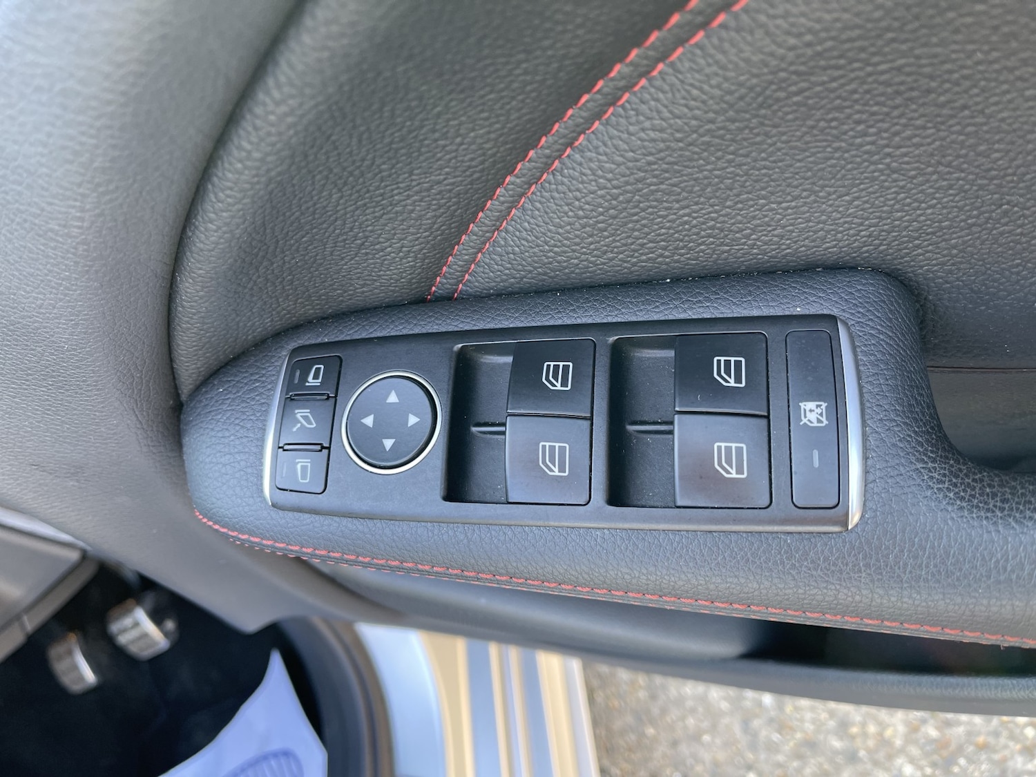 Used Mercedes-Benz B Class 2015 for sale - 77962030: Photo 52