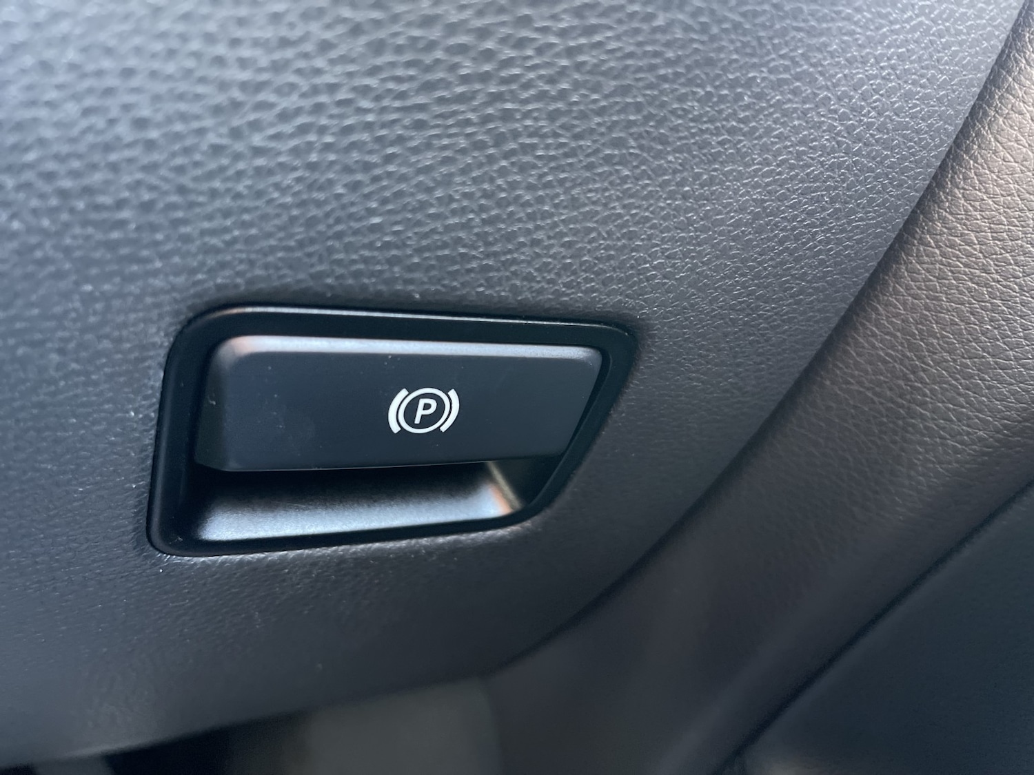 Used Mercedes-Benz B Class 2015 for sale - 77962030: Photo 58