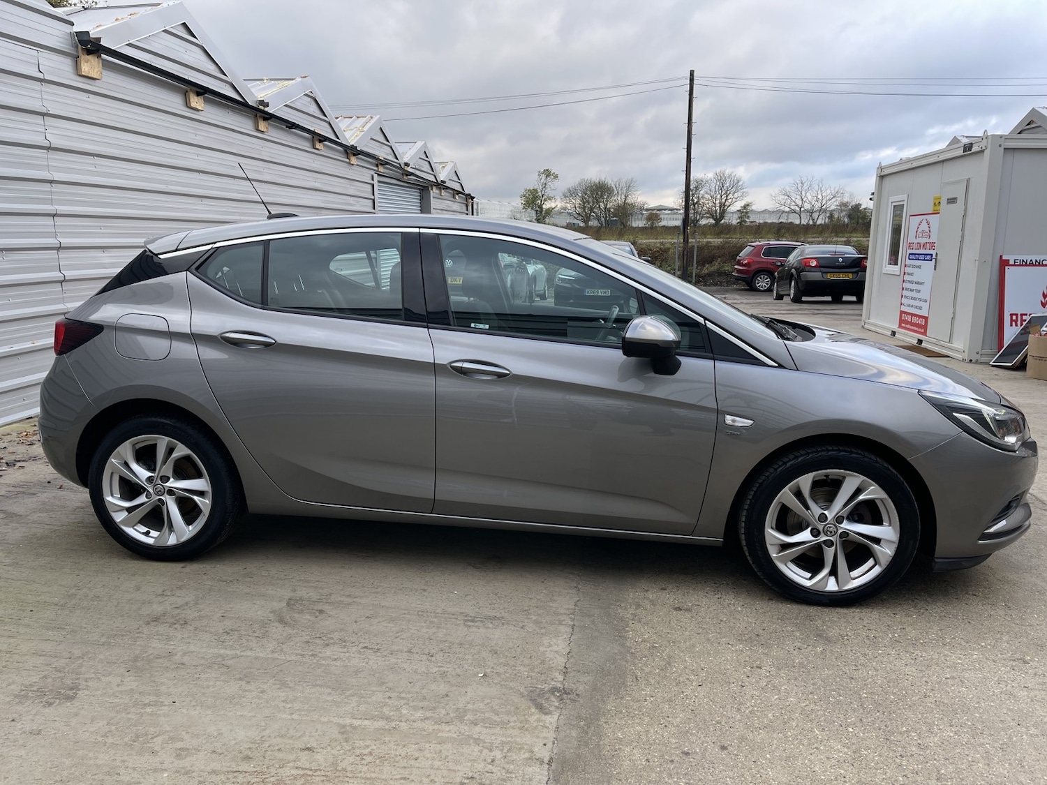 Used Vauxhall Astra 2017 for sale - 76666168: Photo 17