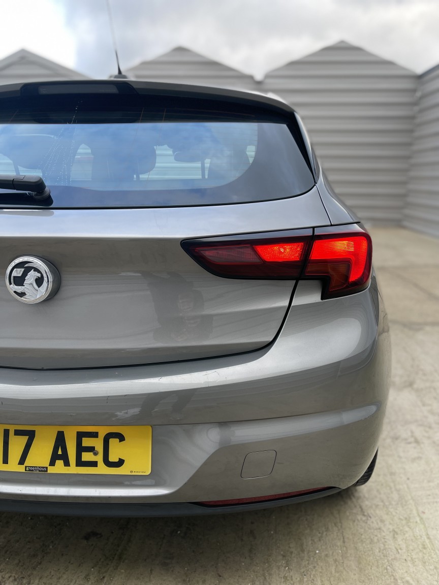 Used Vauxhall Astra 2017 for sale - 76666168: Photo 25