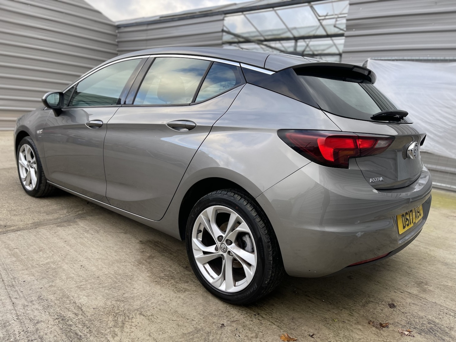 Used Vauxhall Astra 2017 for sale - 76666168: Photo 31