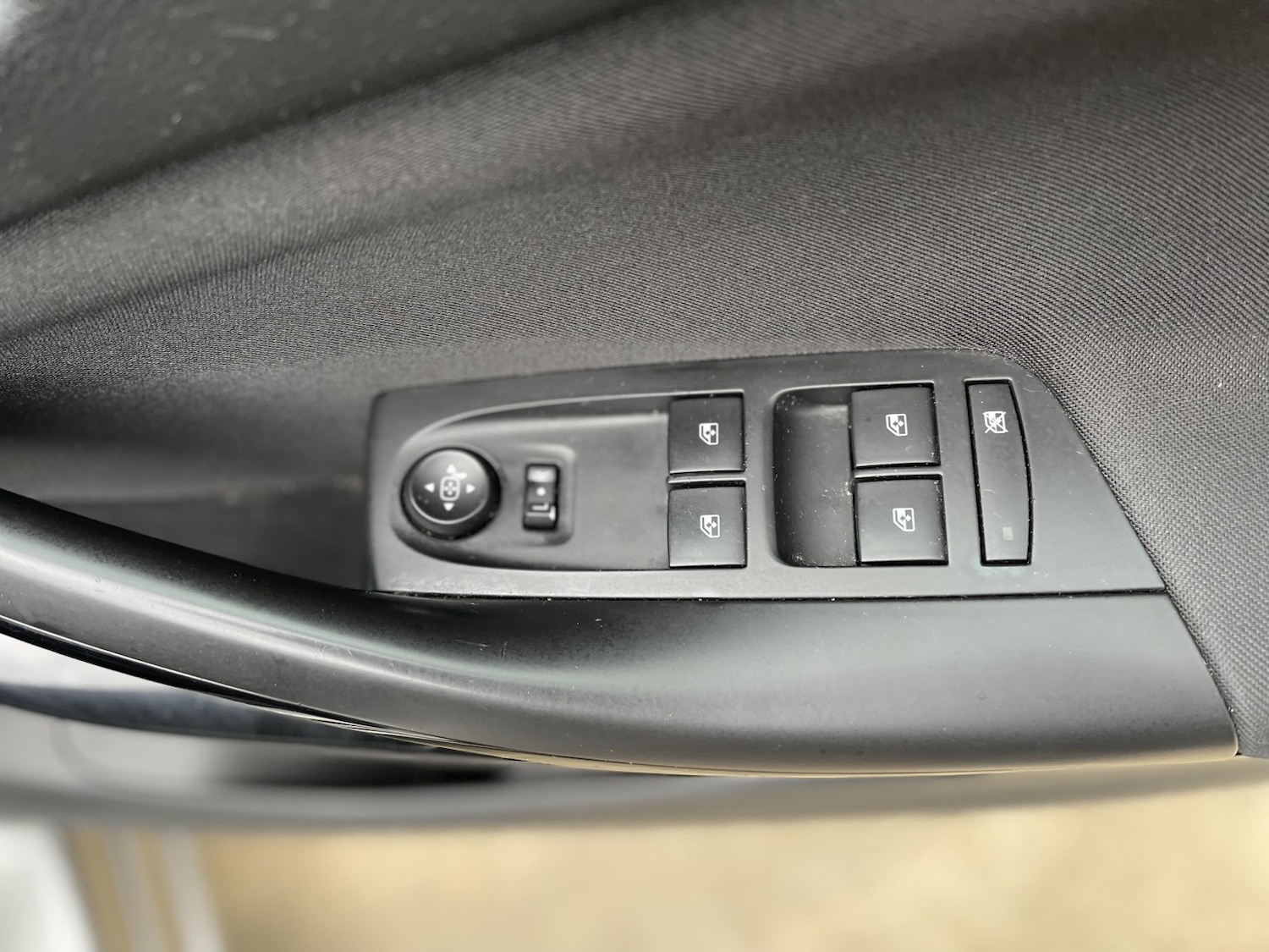 Used Vauxhall Astra 2017 for sale - 76666168: Photo 46