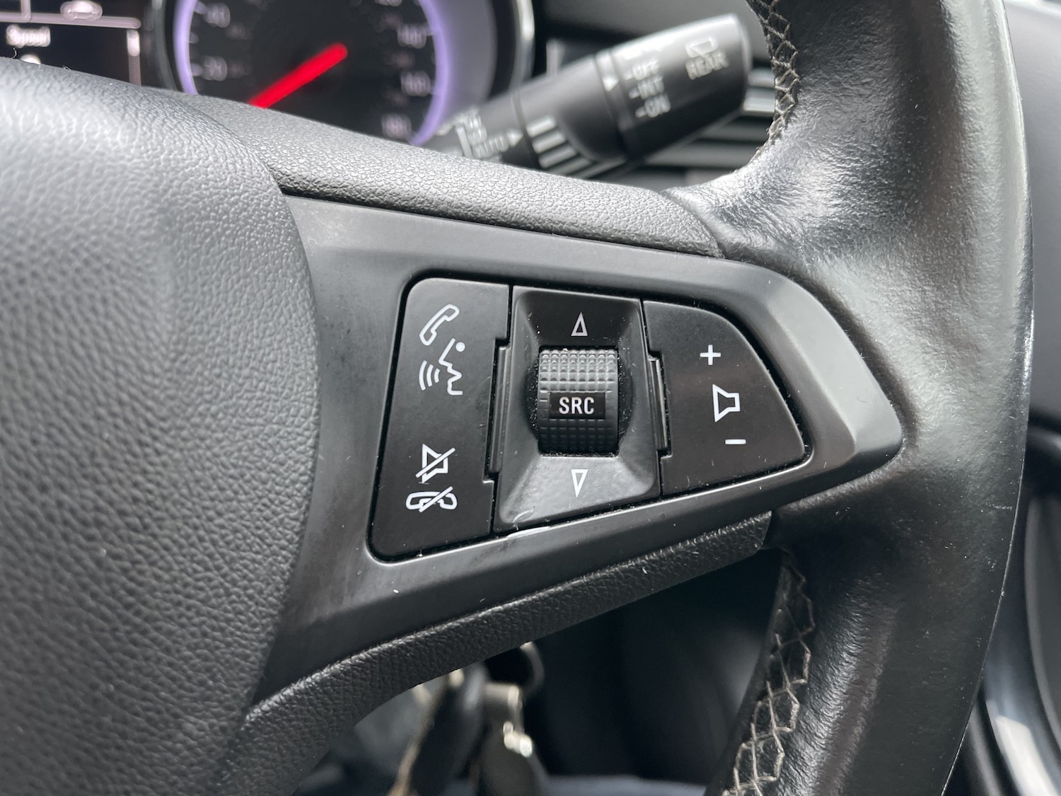 Used Vauxhall Astra 2017 for sale - 76666168: Photo 49