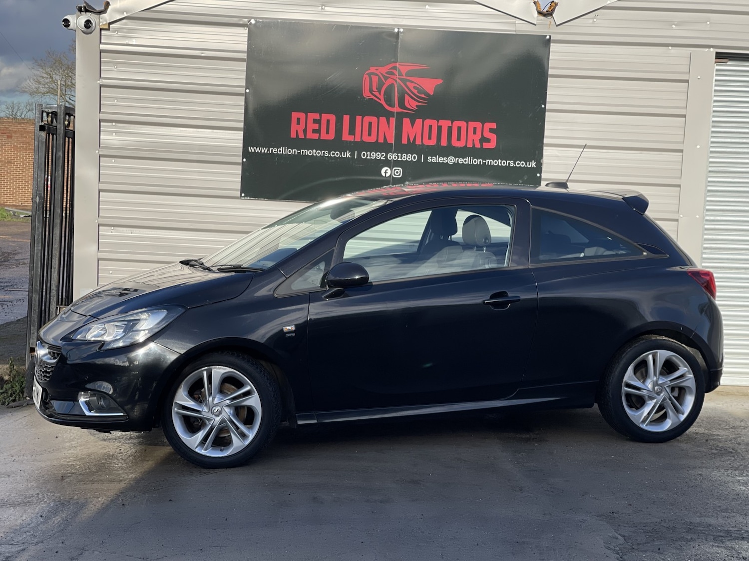 Used Vauxhall Corsa 2016 for sale - 77228198: Photo 13
