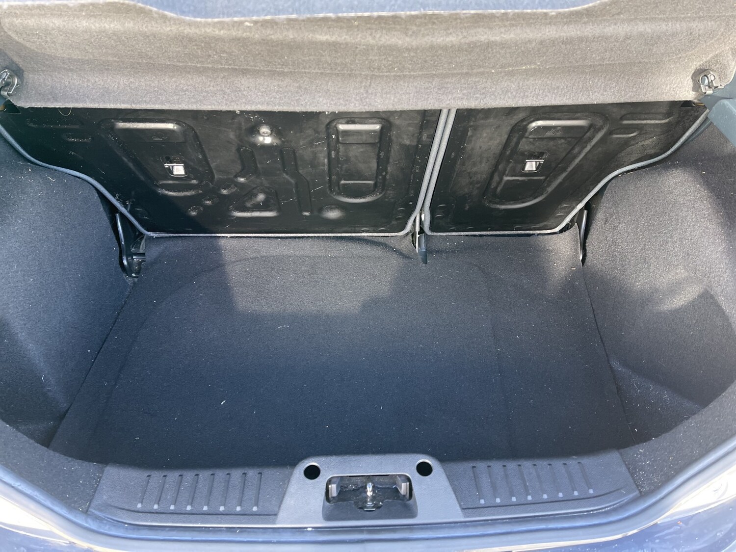 Used Ford Fiesta 2011 for sale - 77632504: Photo 40