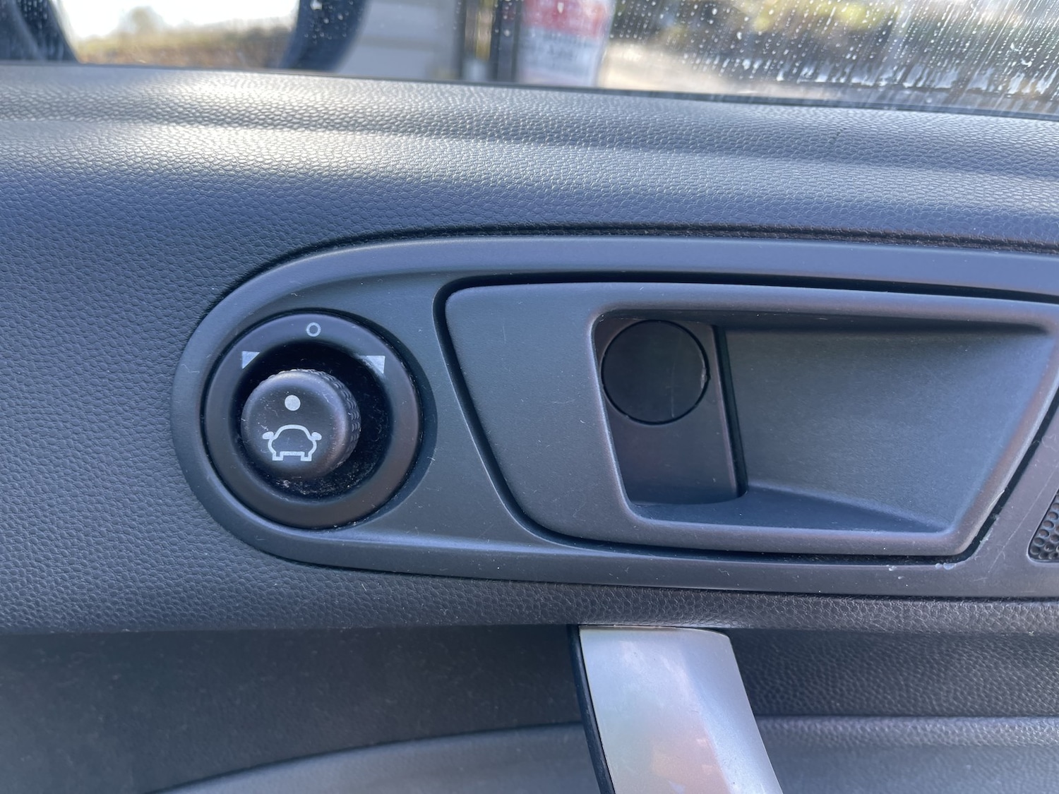 Used Ford Fiesta 2011 for sale - 77632504: Photo 44