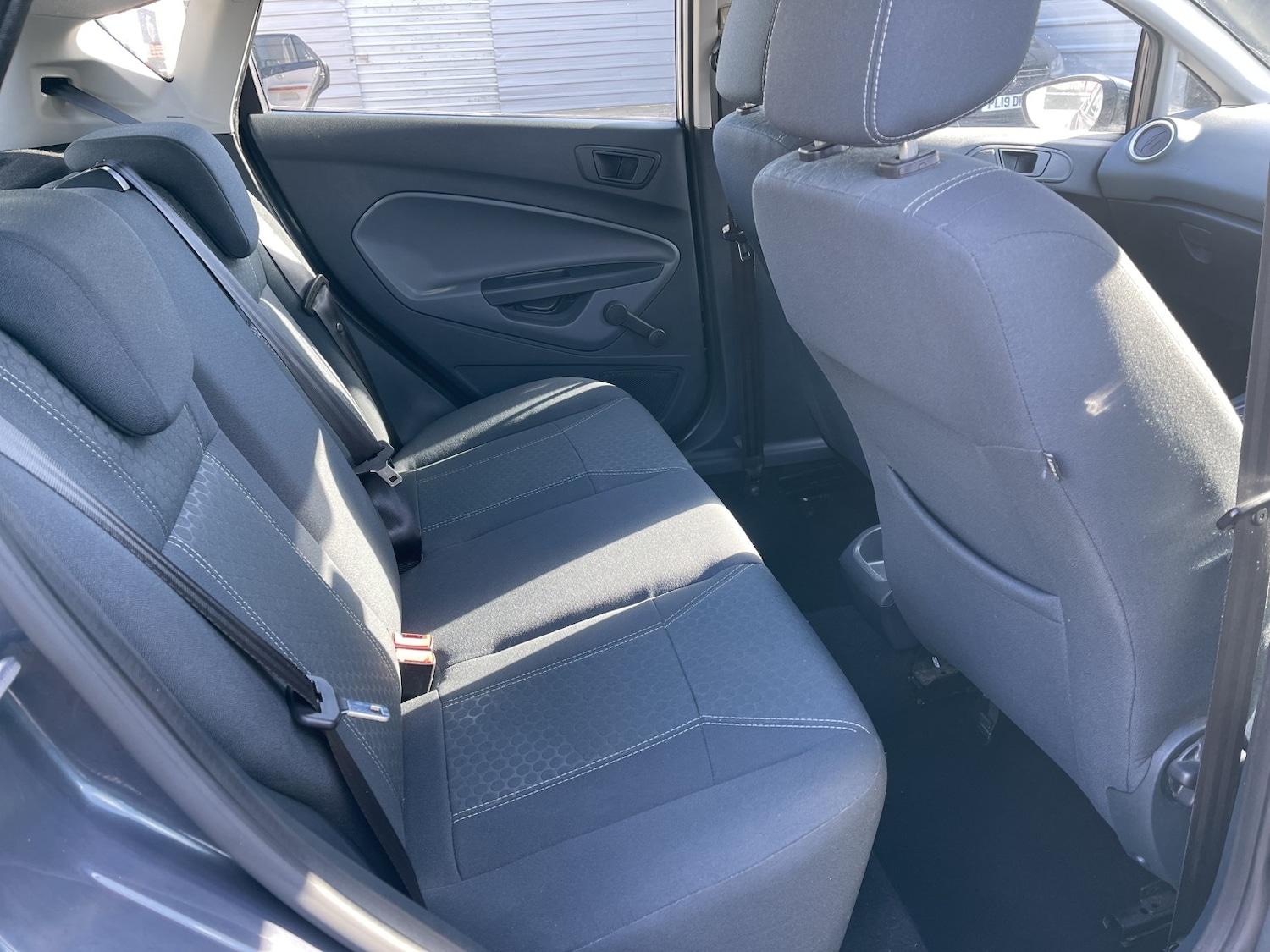 Used Ford Fiesta 2011 for sale - 77632504: Photo 47