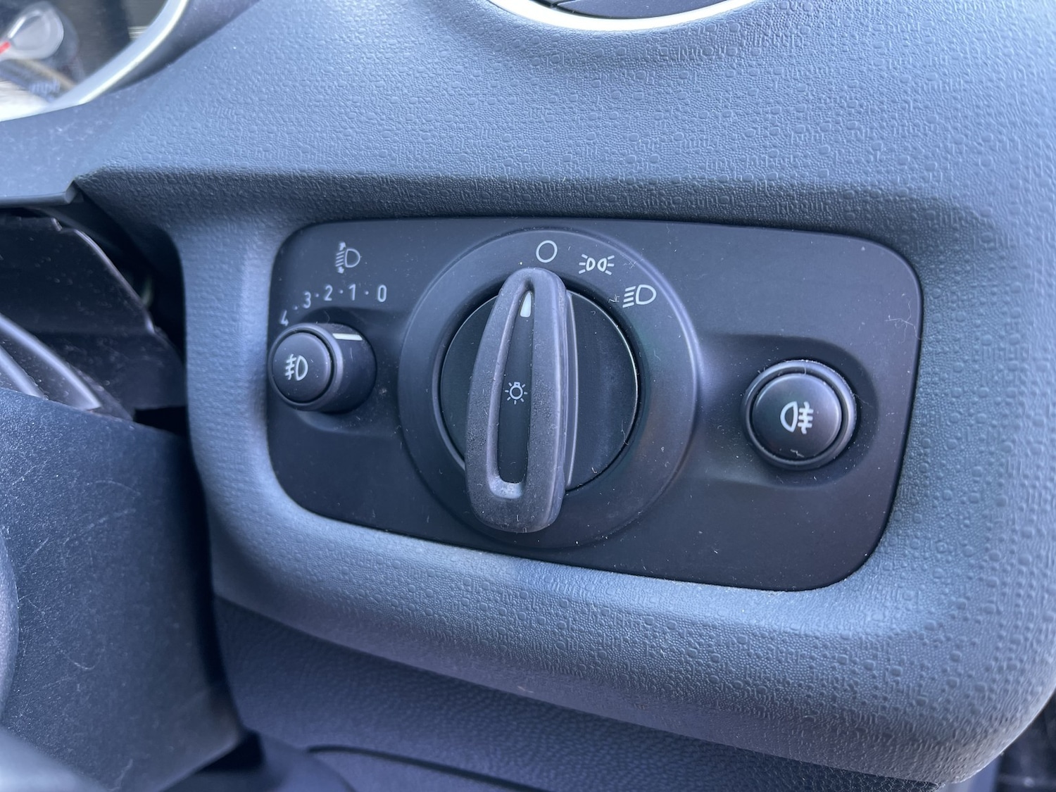 Used Ford Fiesta 2011 for sale - 77632504: Photo 51